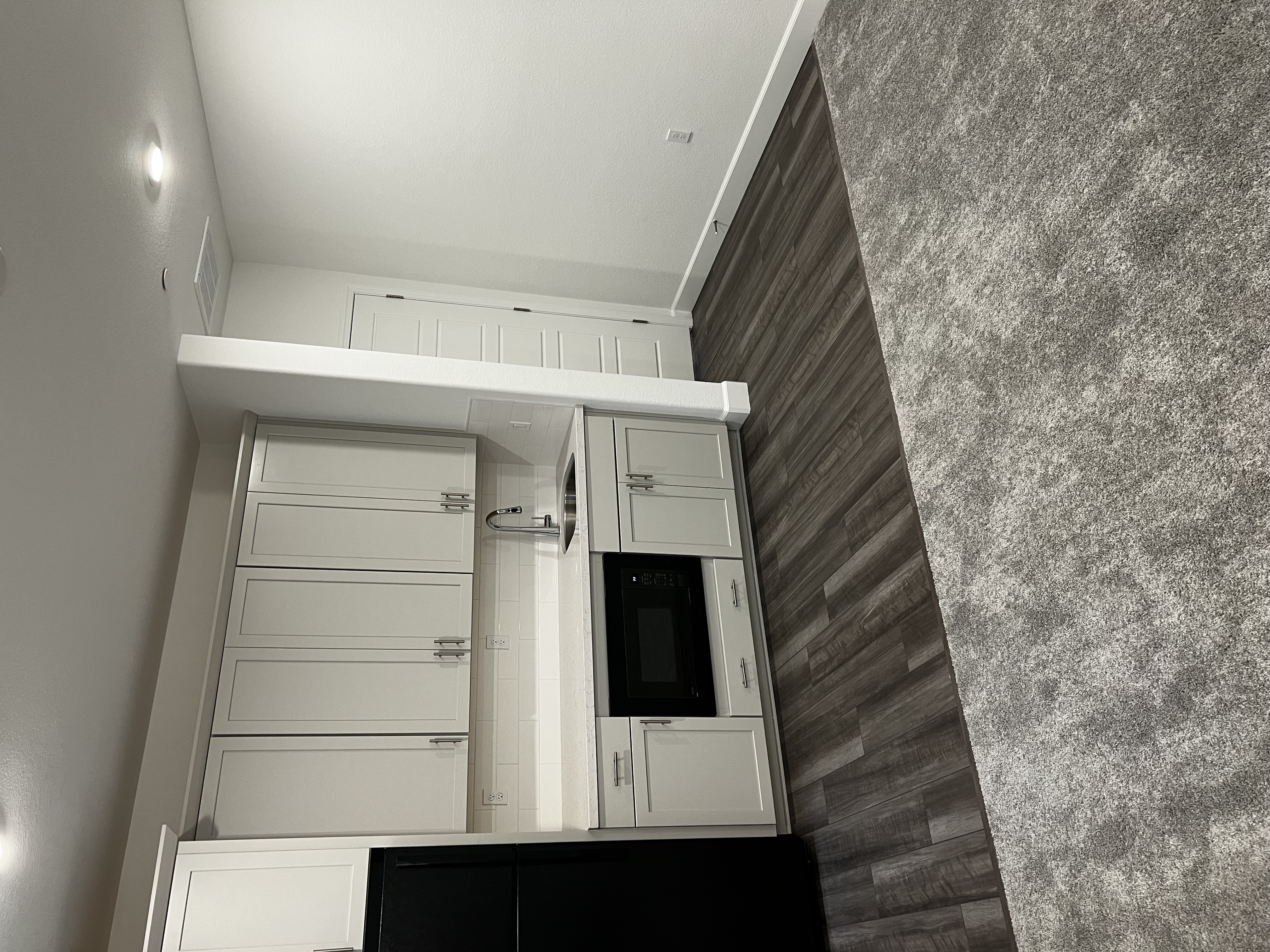 Padrone - The Quietly Efficient Minimalism gallery image 2