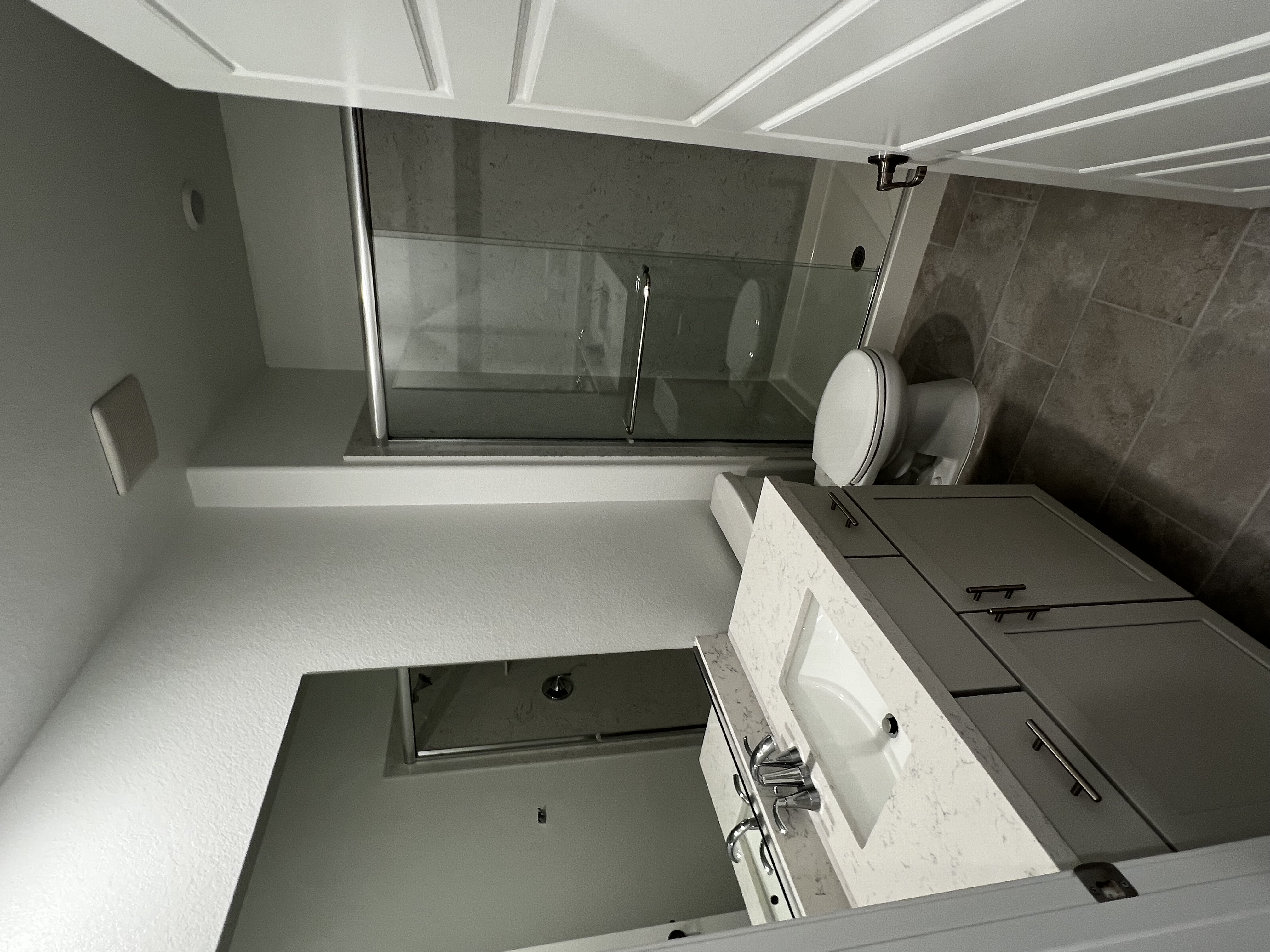 Padrone - The Quietly Efficient Minimalism gallery image 8